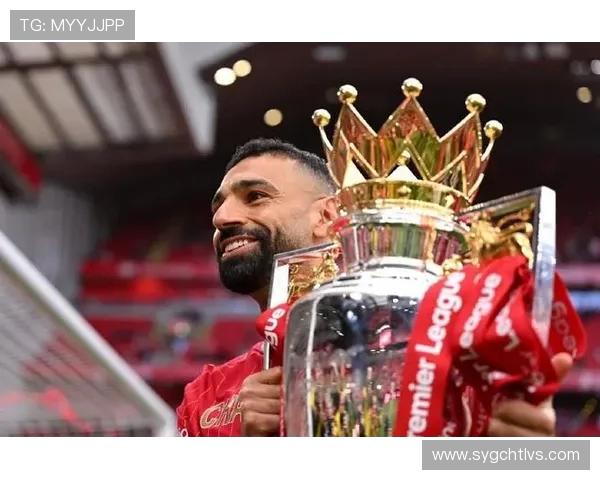 穆罕默德·萨拉赫：足球场上的闪耀之星与全球偶像的崛起之路